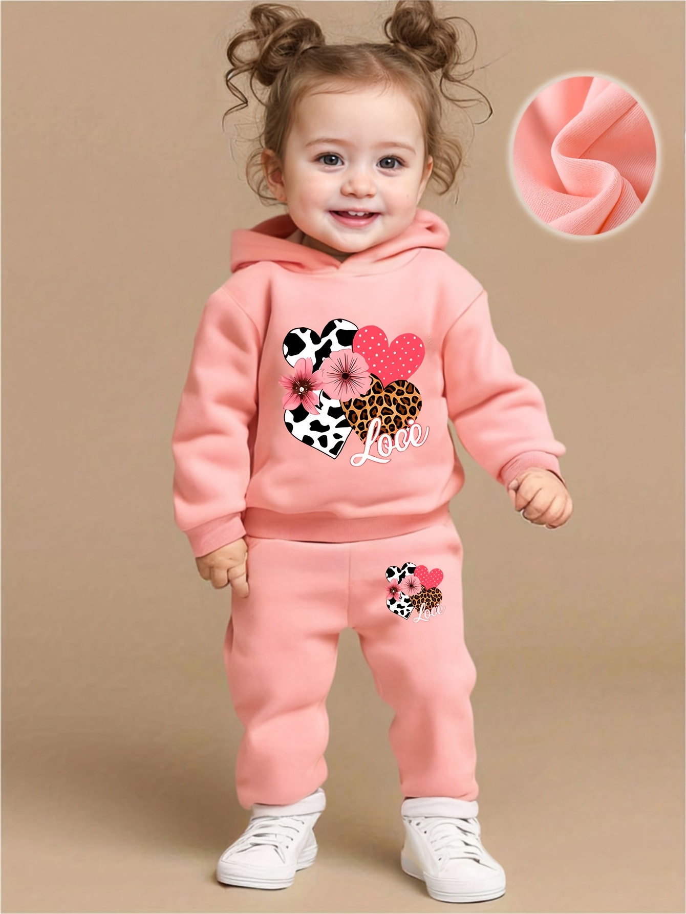 Baby Girl Love Love Flower Pat - Plant Parent Hoodie recension och pris